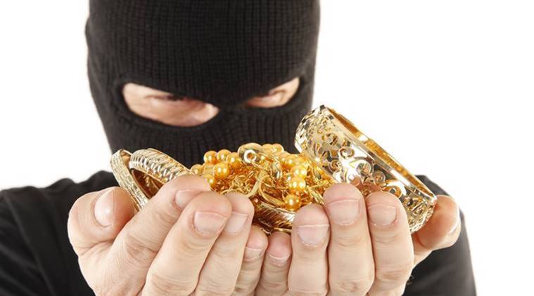 Gold ornaments stolen from house